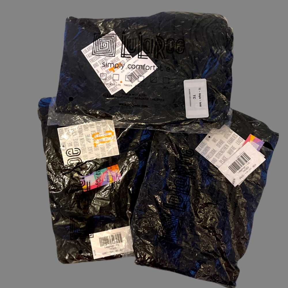 Pack of THREE LULAROE SOLID BLACK TC Leggings NWT